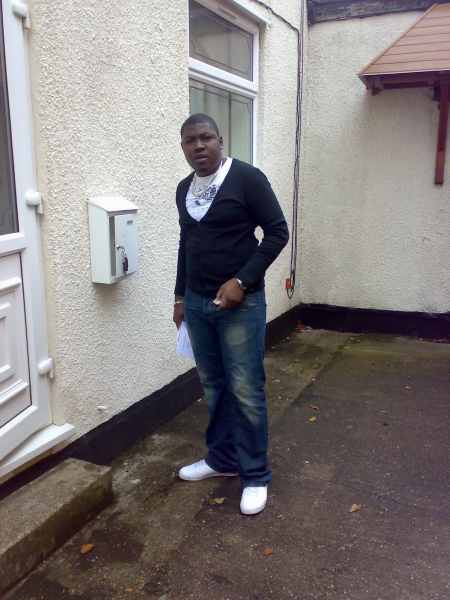  - click for next photo