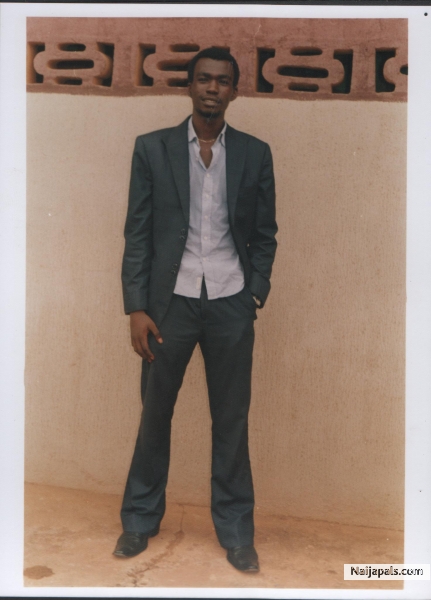 Handsome Dude...... - click for next photo