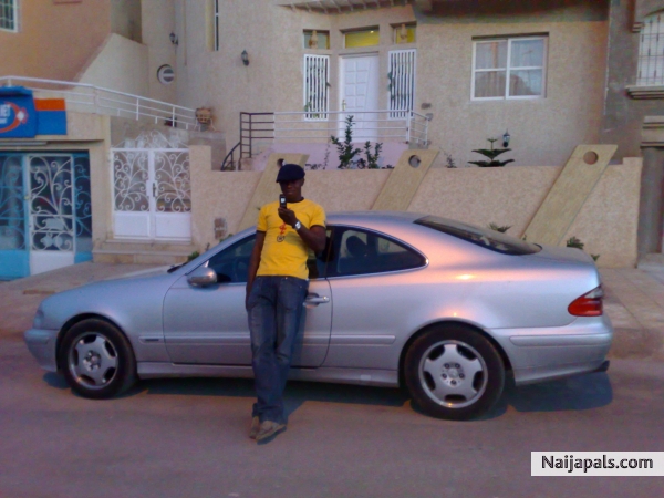He that falls in love with himself will have no rivals - click for next photo