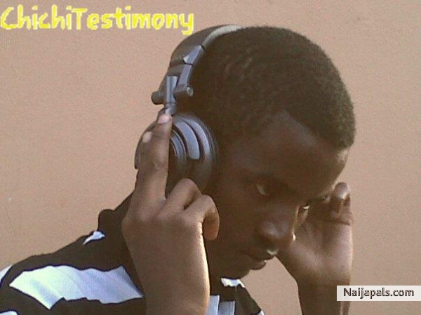  - click for next photo
