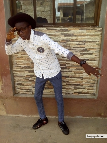 Yorubadboy Barhlo - click for next photo