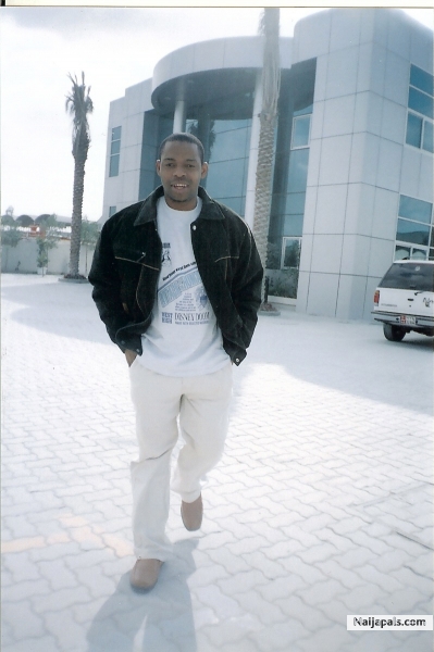  - click for next photo