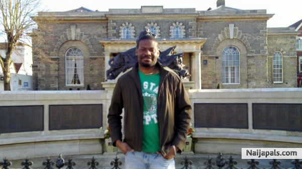  - click for next photo