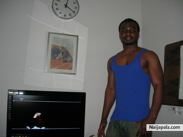  - click for next photo