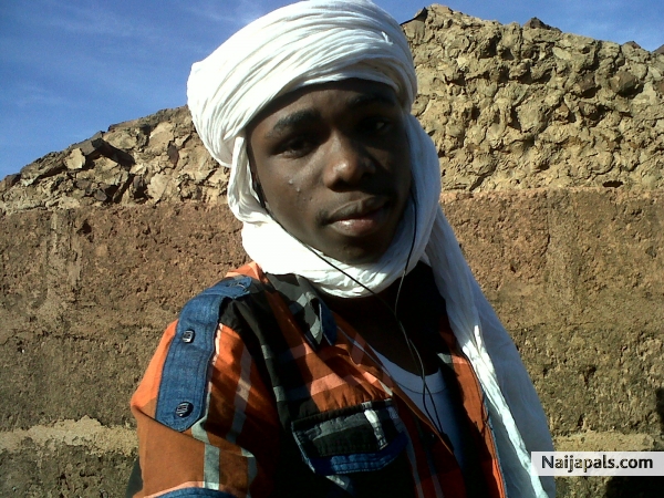  - click for next photo