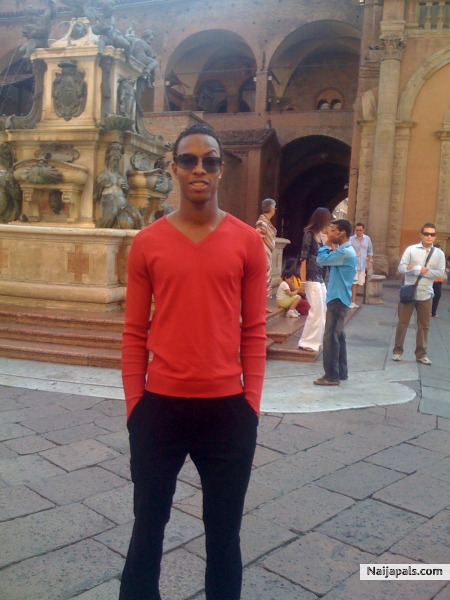  - click for next photo