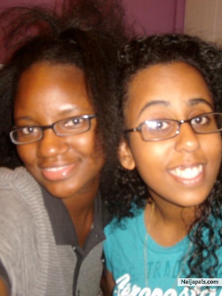 cutie galz - click for next photo