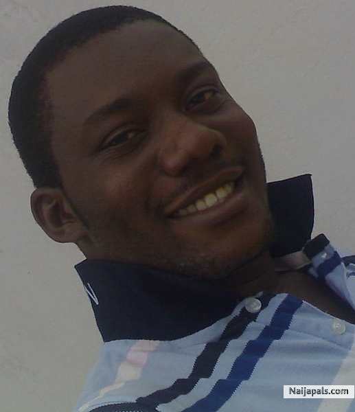 seductive smile - click for next photo