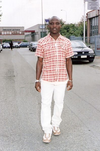  - click for next photo