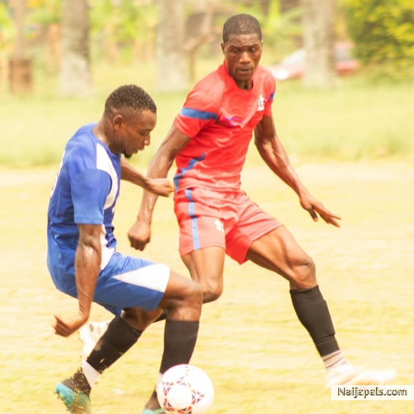 ⚽⚽⚽ - click for next photo