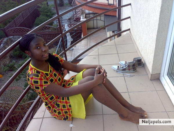  - click for next photo