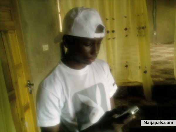  - click for next photo