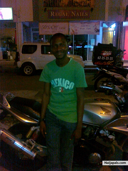 - click for next photo