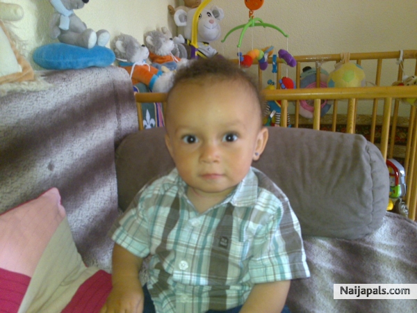  - click for next photo
