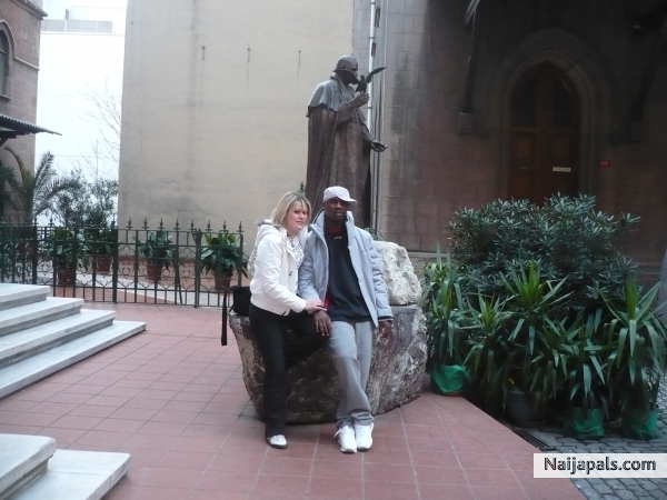  - click for next photo