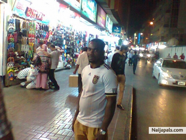  - click for next photo