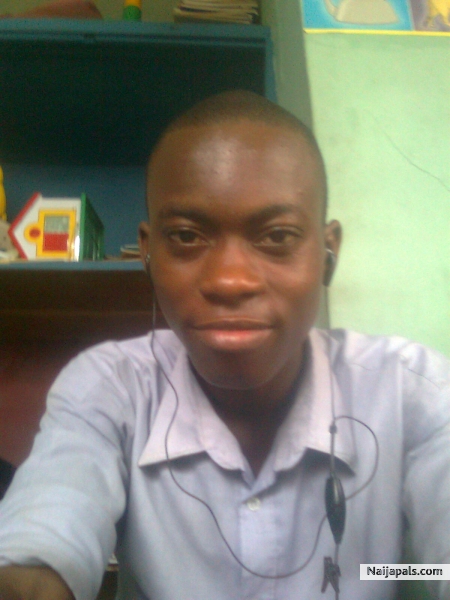 Baba God noni - click for next photo