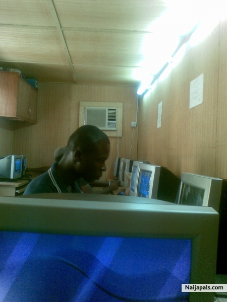  - click for next photo