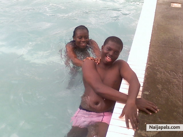 In da POOL - click for next photo