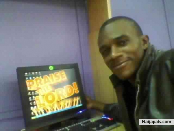  - click for next photo