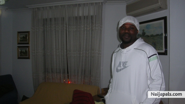  - click for next photo