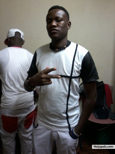  - click for next photo