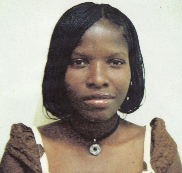 Ronke - click for next photo