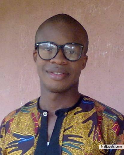 Oluwa z seriously involved - click for next photo