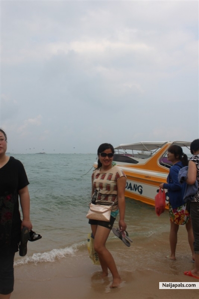  - click for next photo