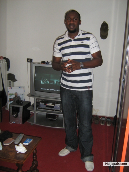  - click for next photo