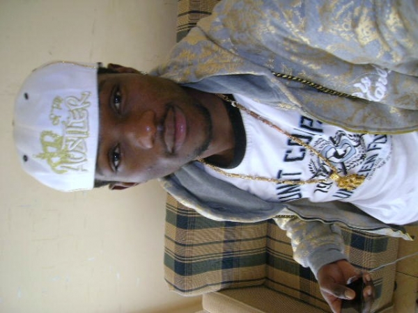  - click for next photo