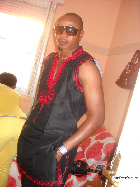  - click for next photo