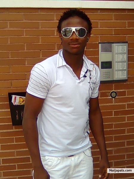  - click for next photo