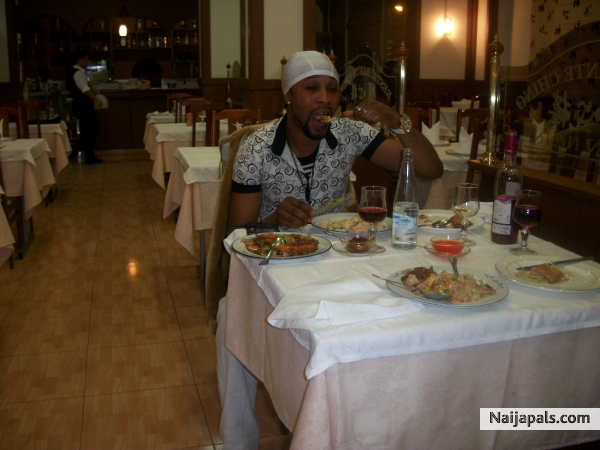  - click for next photo