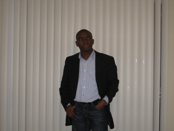  - click for next photo