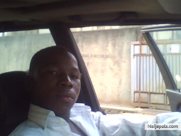am a cool guy that goes with cool parol - click for next photo