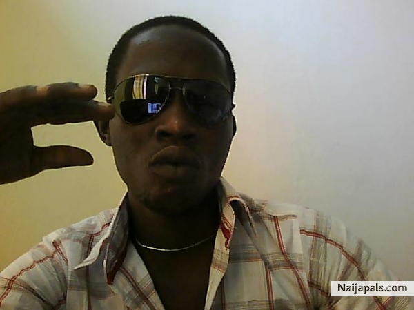 IM ME WHO ARE YOU - click for next photo