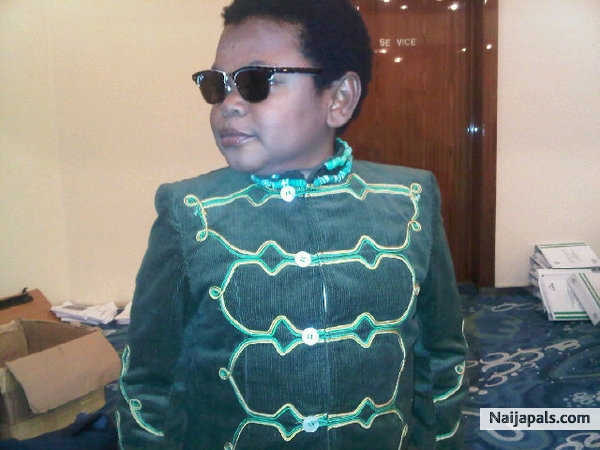  - click for next photo