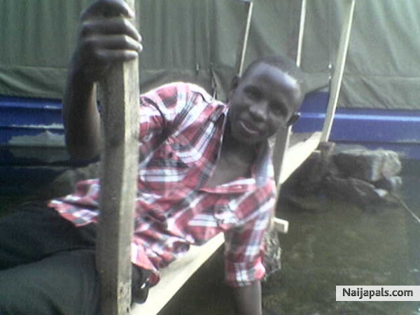 - click for next photo