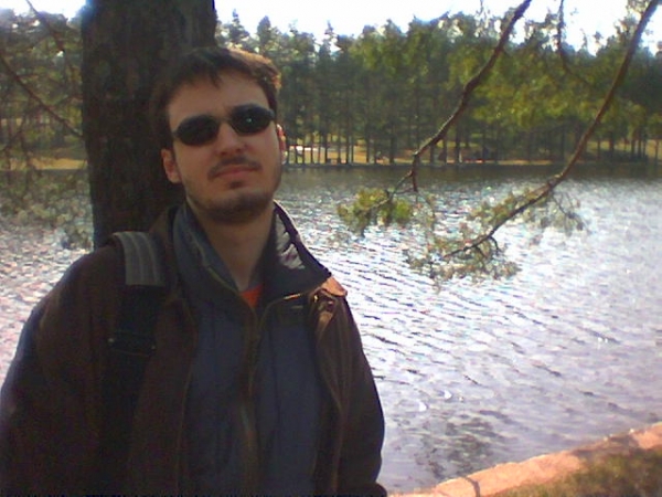  - click for next photo