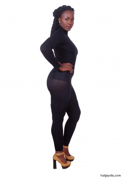 my picture for modeling jobs if i can get a good manager. - click for next photo