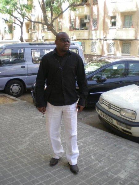  - click for next photo