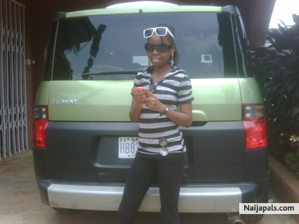 Being maself - click for next photo