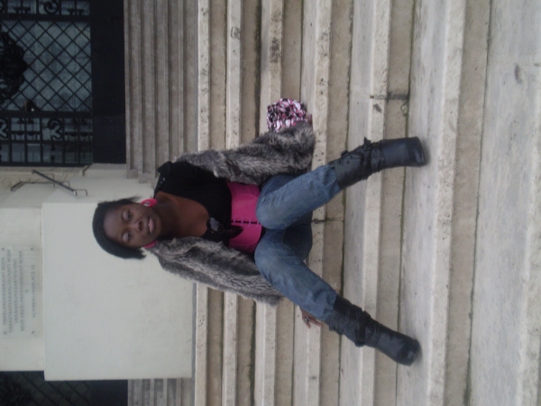  - click for next photo