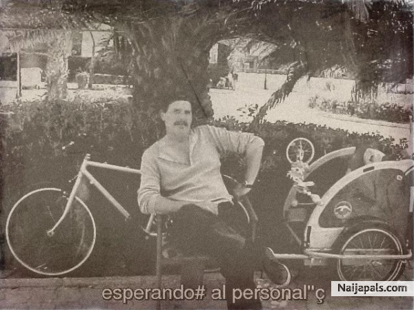 esperando al personal# - click for next photo