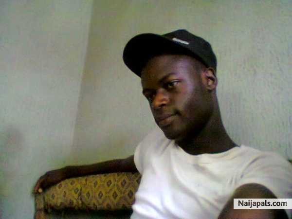 Success is like a ladder, no one has ever climbod a ladder with their 2 hand in a point - click for next photo