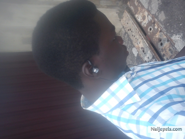  - click for next photo
