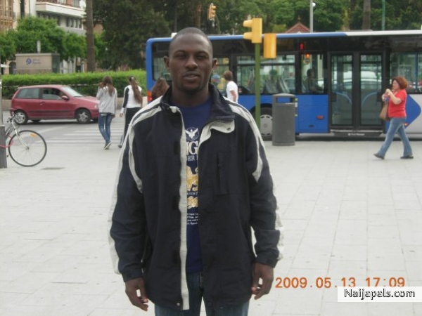  - click for next photo