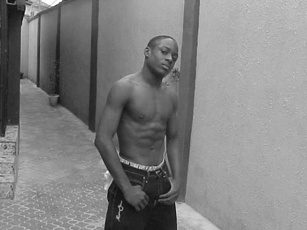  - click for next photo