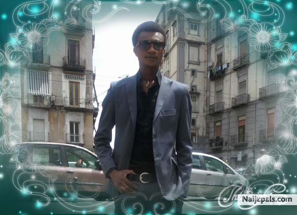 HOLLA AT ME - click for next photo